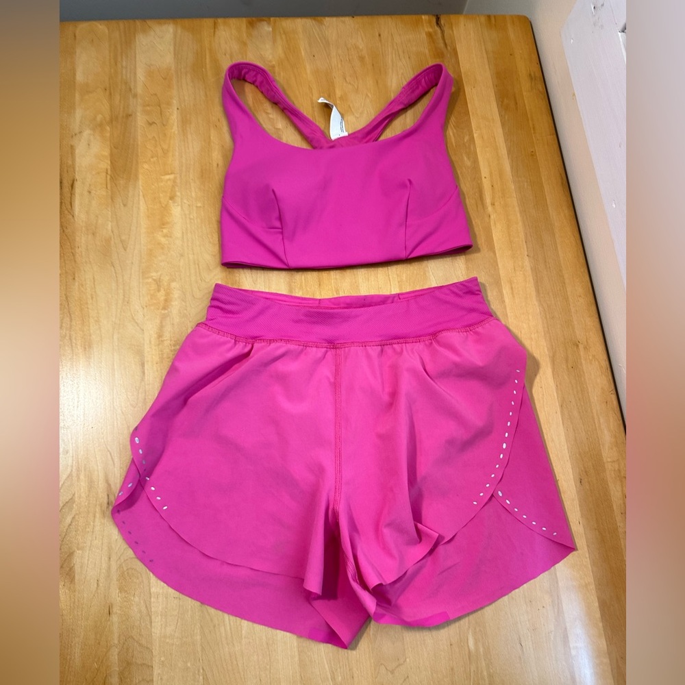 Sonic pink lululemon set, Wundertrain bra and fast and free shorts size 4 & 2